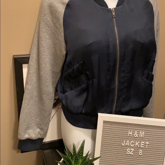 H&M BOMBER JACKET sz 8! 🎀 - Picture 3 of 5